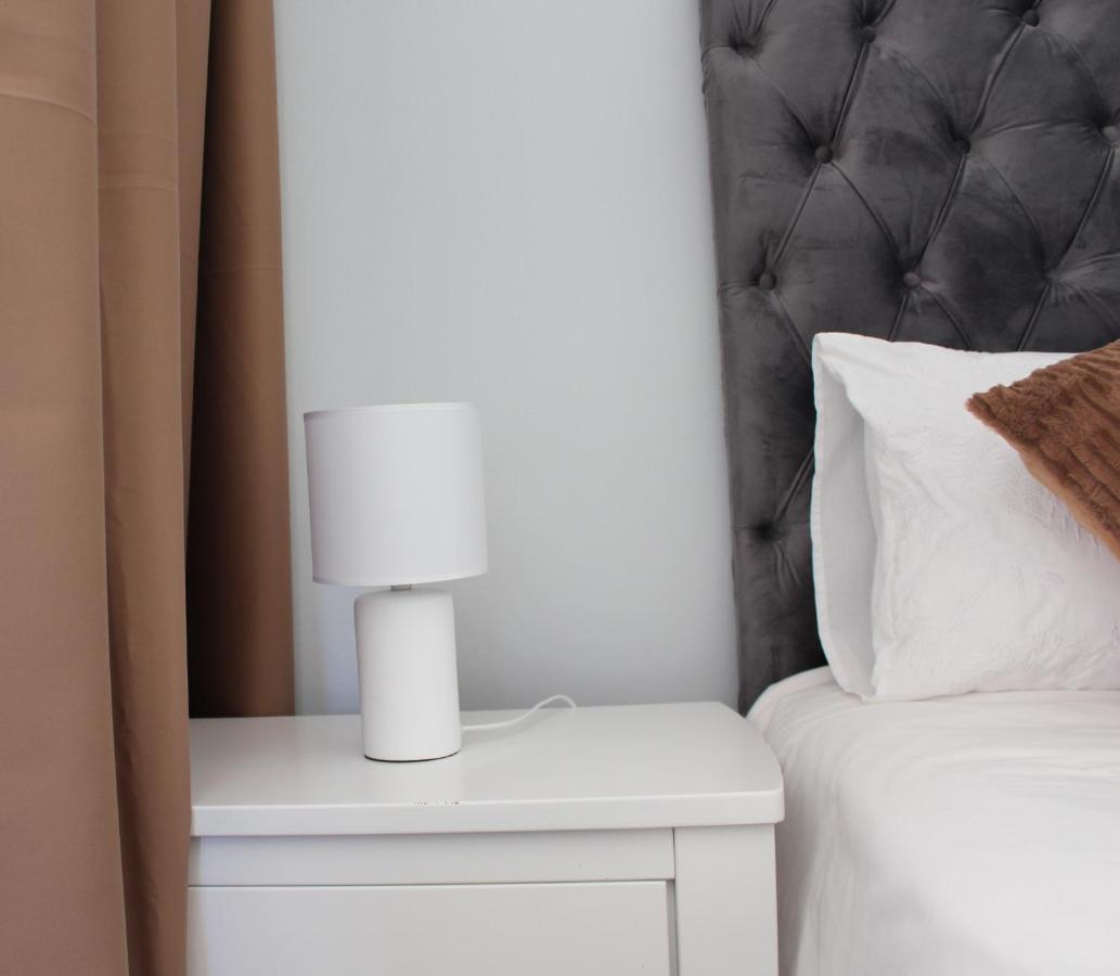 Abigail'S Studio Apartment @ Trift Tower Windhoek Buitenkant foto